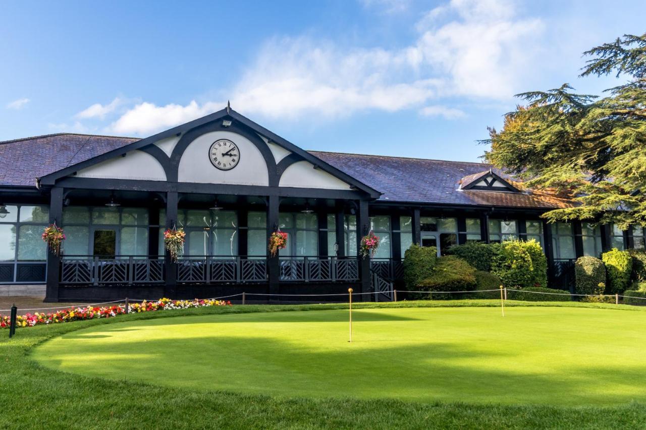The Mere Golf Resort & Spa Exterior photo